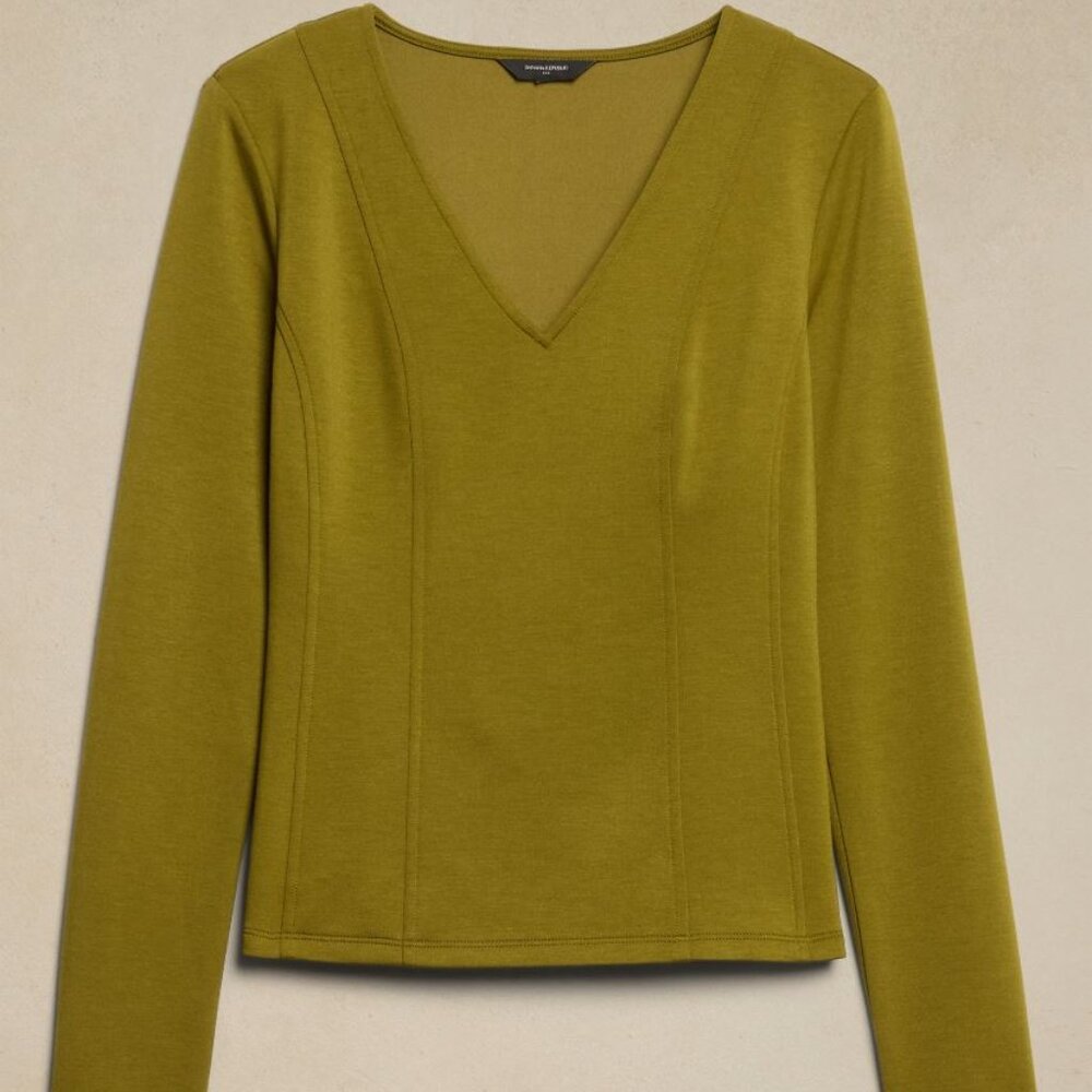 NWT Banana Republic Factory Soft Touch Scuba Fitted Top Dark Palm Olive (M & L)